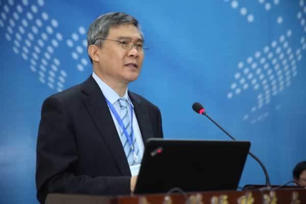 圖二:臺達董事長海英俊開幕致詞.jpg